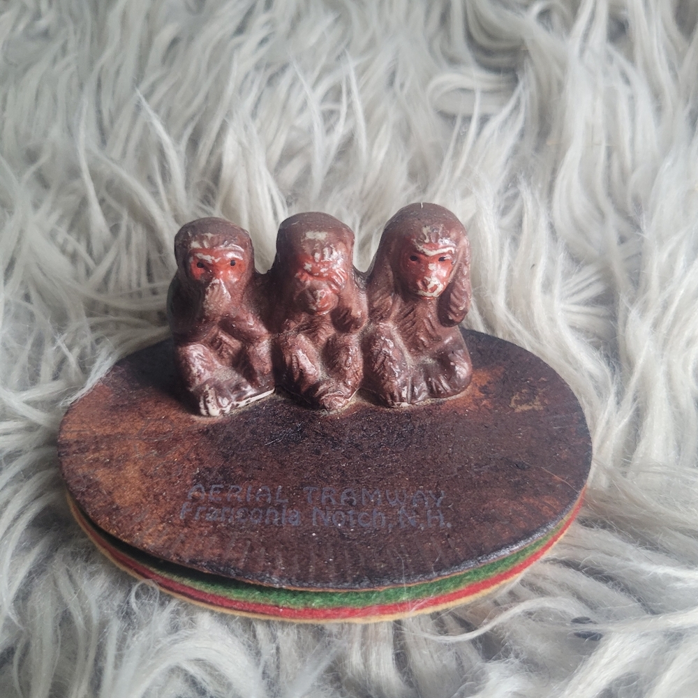 Vintage Desk Blotter Kitschy 3 Wise Monkeys Souvenir New Hampshire